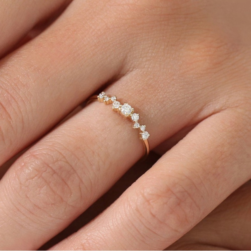 SOLD - Beautiful Galaxy diamond engagement ring & tiny wedding band - US 4.75